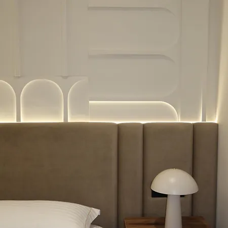 Apartment Army Center 2 *