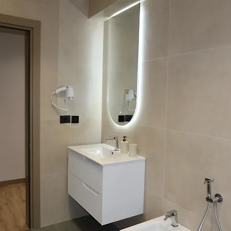 Army Center 2 Apartment Durrës