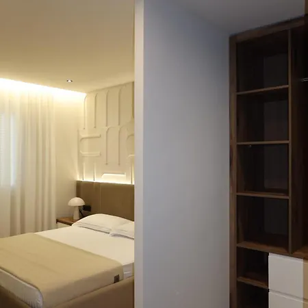 Army Center 2 * Durres